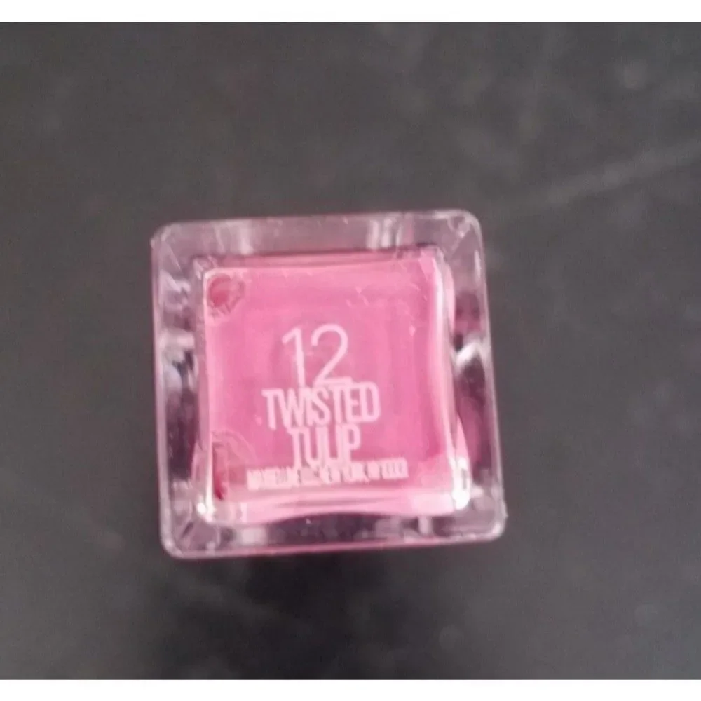 #12 Twisted Tulip Maybelline Lip Gloss NY Color Sensational Vivid Matte Liquid